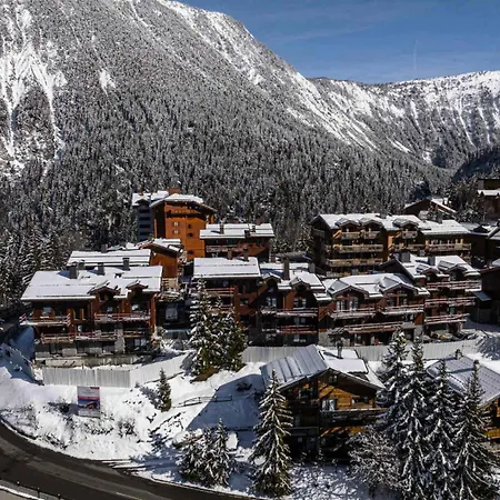 Arcelin - 4 Pieces Pour 8 Personnes 384 * Courchevel